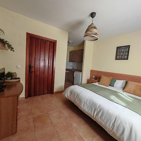 El Moral Centro De Turismo Rural Valdecañas Kültér fotó